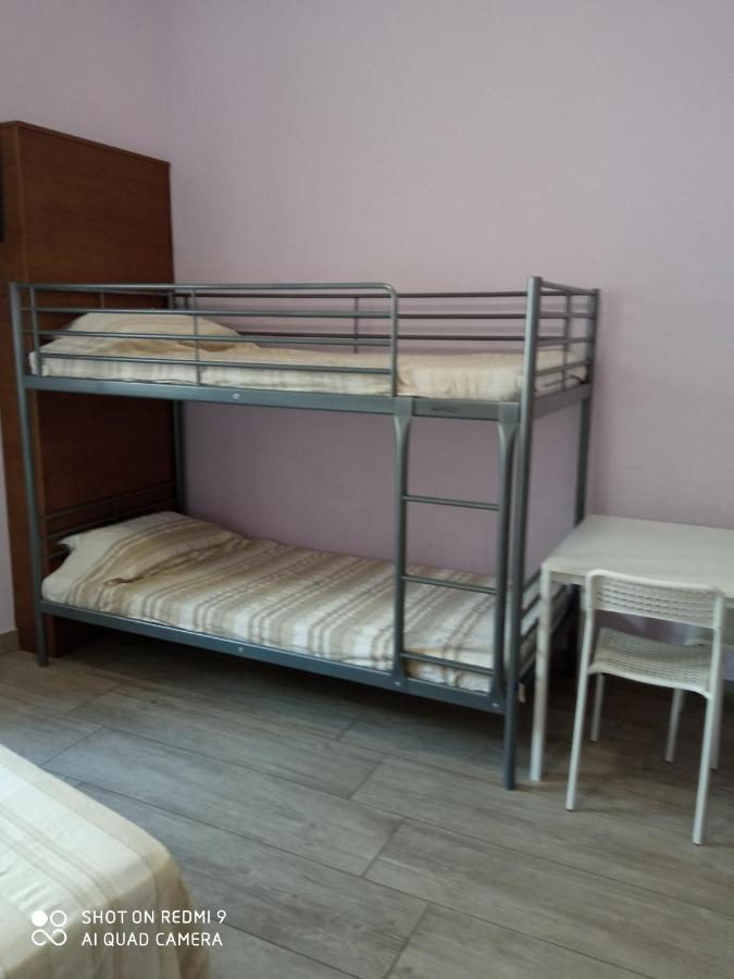 New Paradise Рим Екстериор снимка